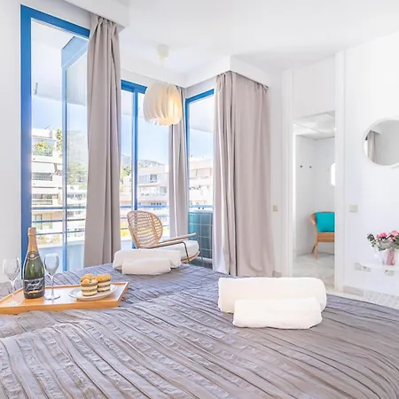 House * 马尔韦利亚