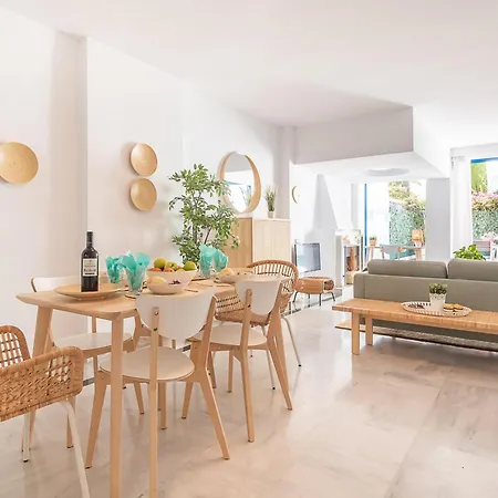 House Apartment *