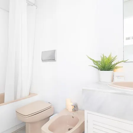 House * 马尔韦利亚