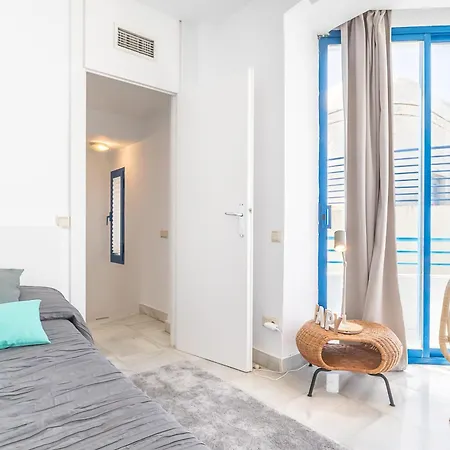 Apartment House *